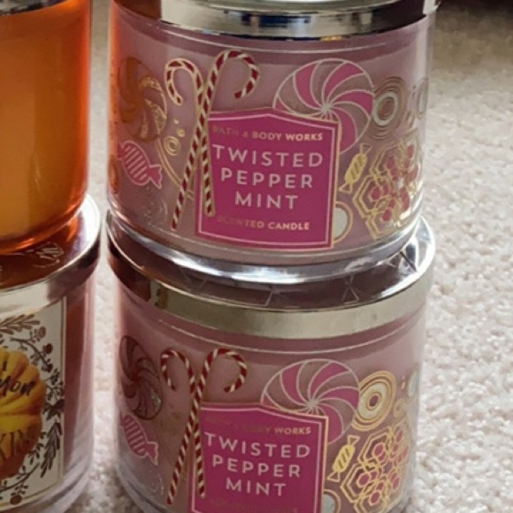 Brand new bath and body works candles